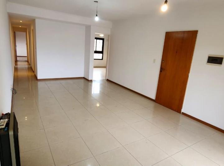 Departamento · 70m² · 3 Ambientes · 1 Cochera