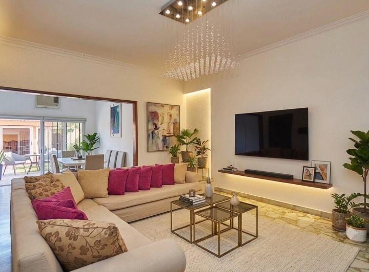 Casa · 181m² · 5 Ambientes · 1 Cochera