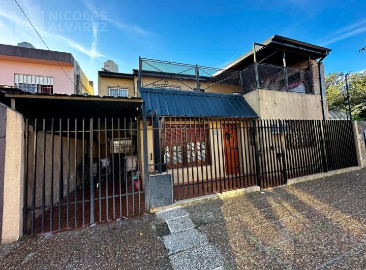 Casa · 110m² · 4 Ambientes · 1 Cochera