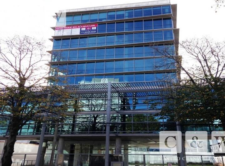 Oficina comercial · 317m² · 6 Cocheras