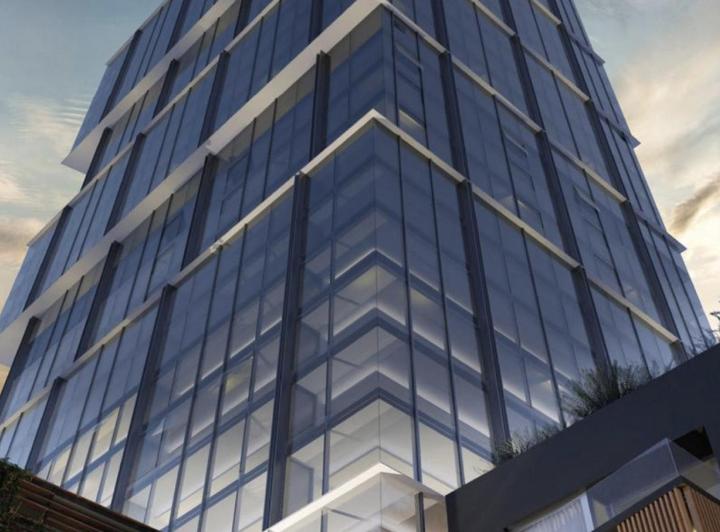 Local comercial · 215m²