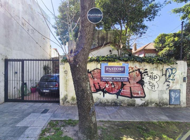 Casa · 168m² · 6 Ambientes · 2 Cocheras
