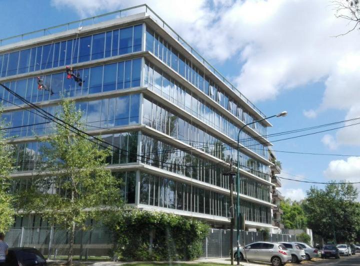 Oficina comercial · 970m²