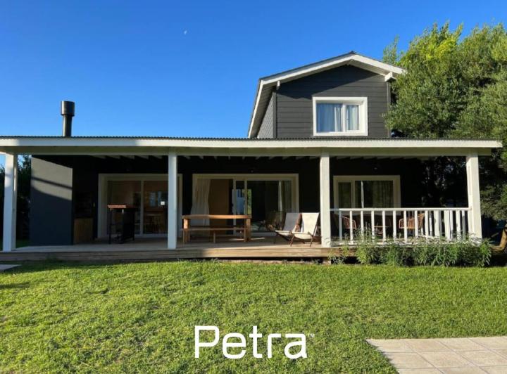 Casa · 158m² · 5 Ambientes · 1 Cochera