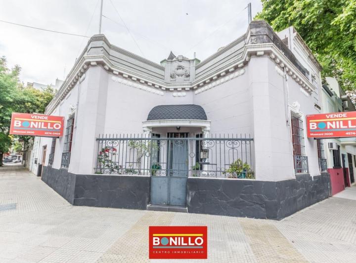 Casa · 166m² · 5 Ambientes · 1 Cochera