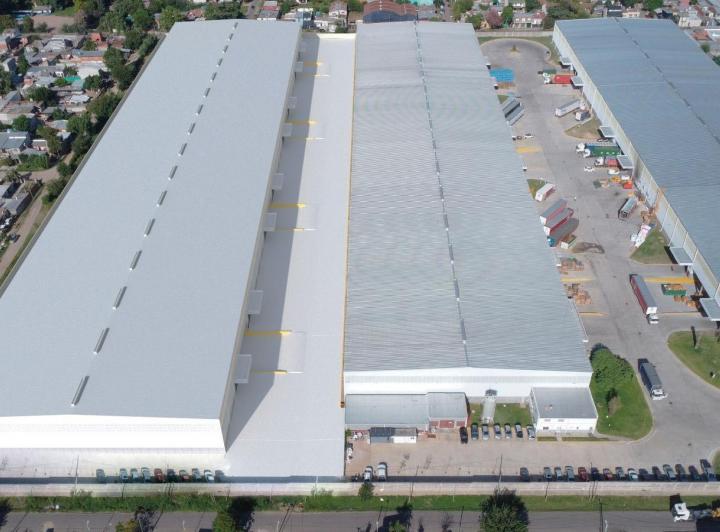 Depósito · 8863m²
