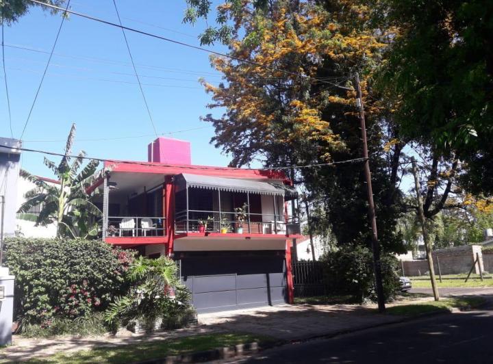 Casa · 118m² · 3 Ambientes · 1 Cochera