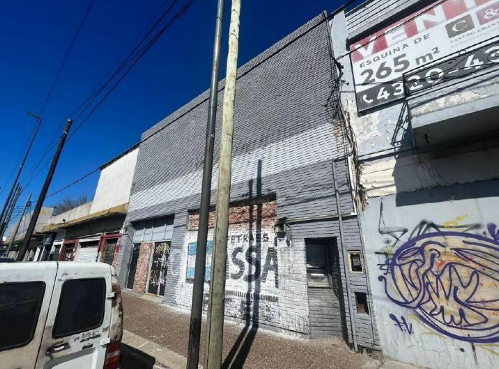 Local comercial · 187m²