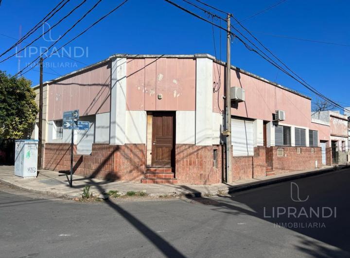 Local comercial · 200m²