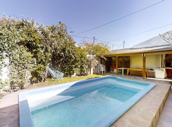 Casa · 196m² · 4 Ambientes · 1 Cochera