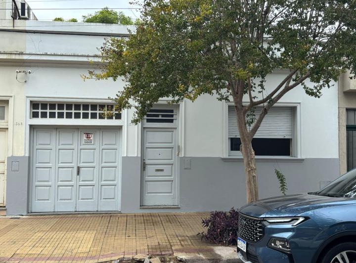 Casa · 115m² · 4 Ambientes · 1 Cochera
