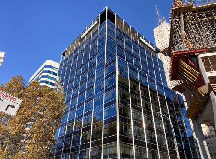 Oficina comercial · 734m² · 7 Cocheras