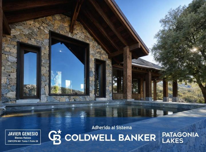 Casa · 230m² · 6 Ambientes · 3 Cocheras