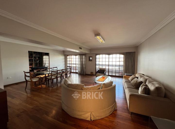 Departamento · 238m² · 5 Ambientes · 2 Cocheras