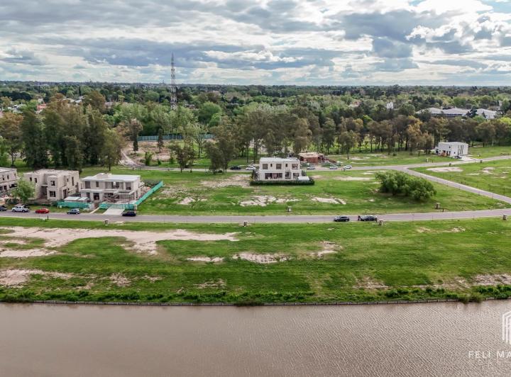 Terreno · 800m²