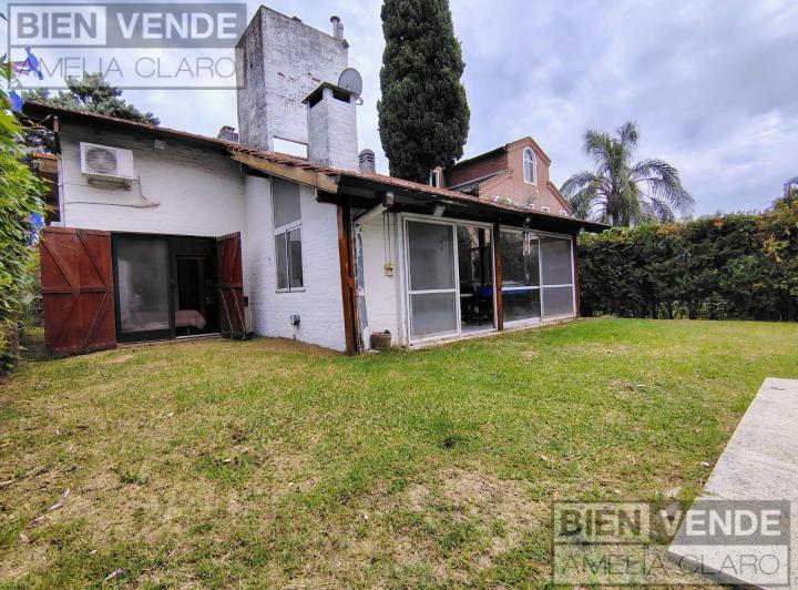Casa · 140m² · 5 Ambientes