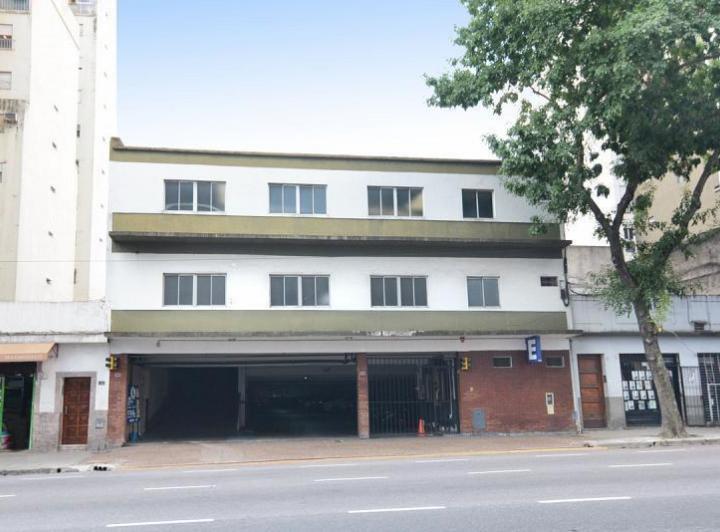 Terreno · 909m²