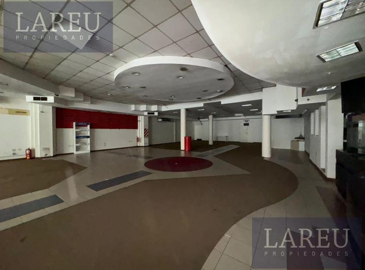 Local comercial · 1000m²
