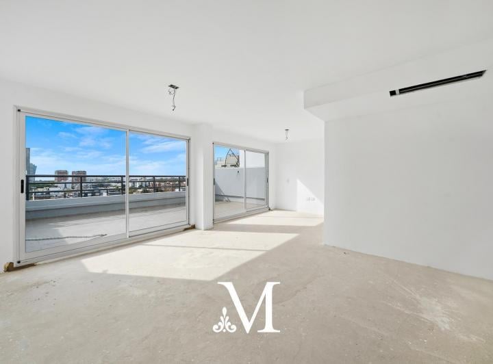 Oficina comercial · 240m² · 3 Ambientes · 1 Cochera