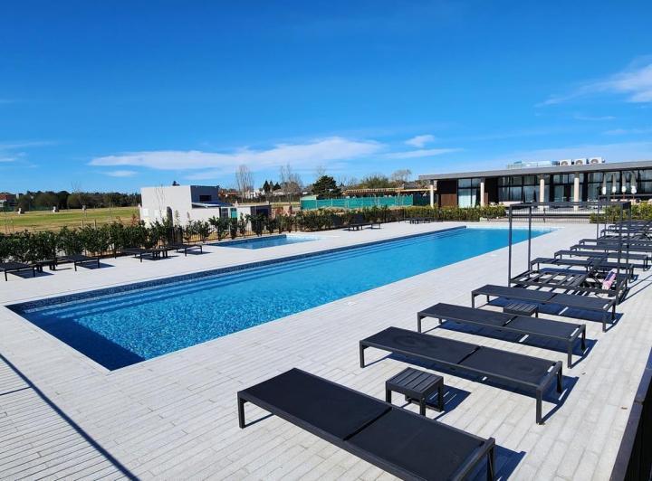 Terreno · 623m² · 128 Dormitorios