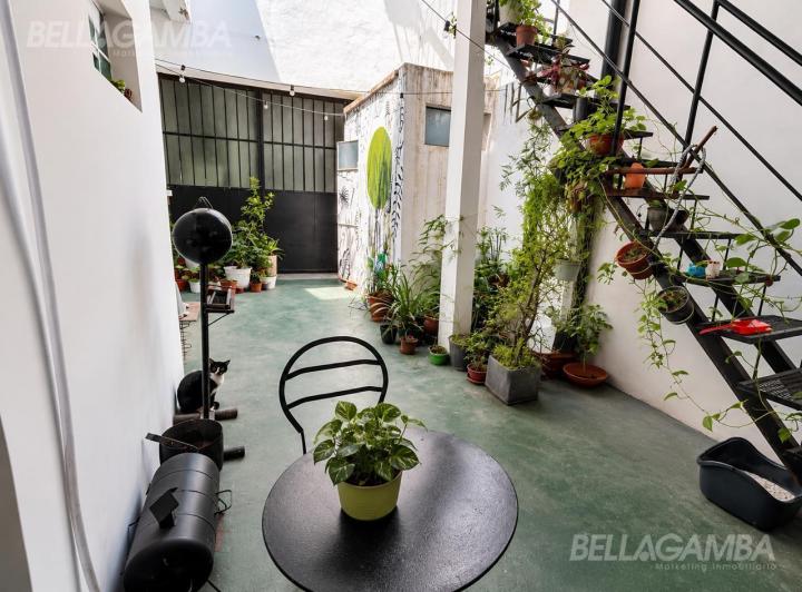 Local comercial · 239m² · 5 Ambientes