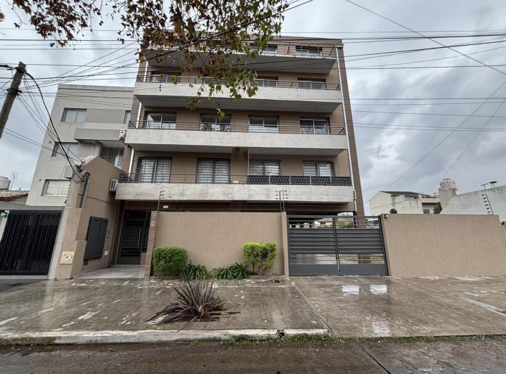 Departamento · 55m² · 2 Ambientes · 1 Cochera
