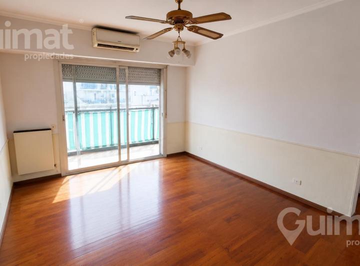 Departamento · 49m² · 3 Ambientes · 1 Cochera