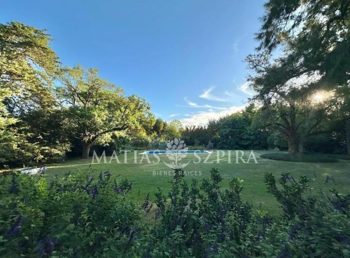 Terreno · 2161m²