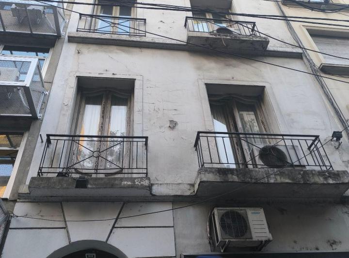 Edificio · 260m² · 6 Ambientes