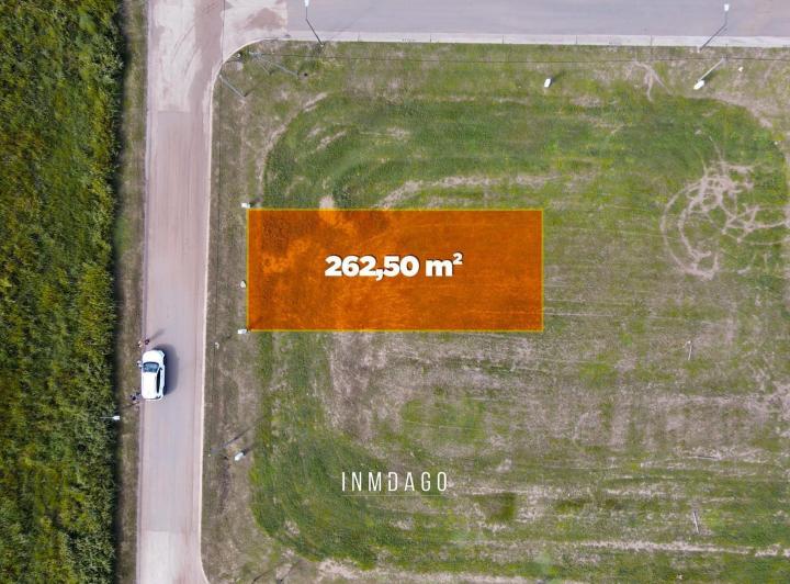 Terreno · 263m²