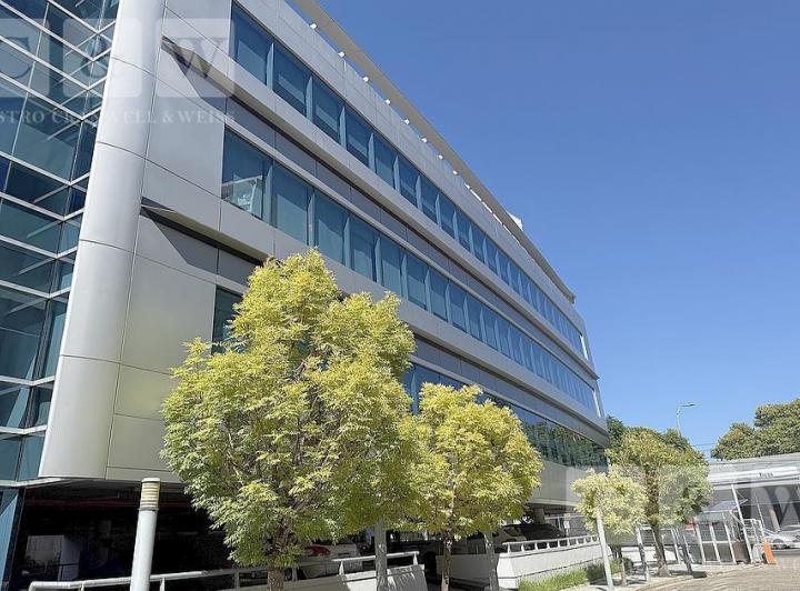 Oficina comercial · 615m² · 10 Cocheras