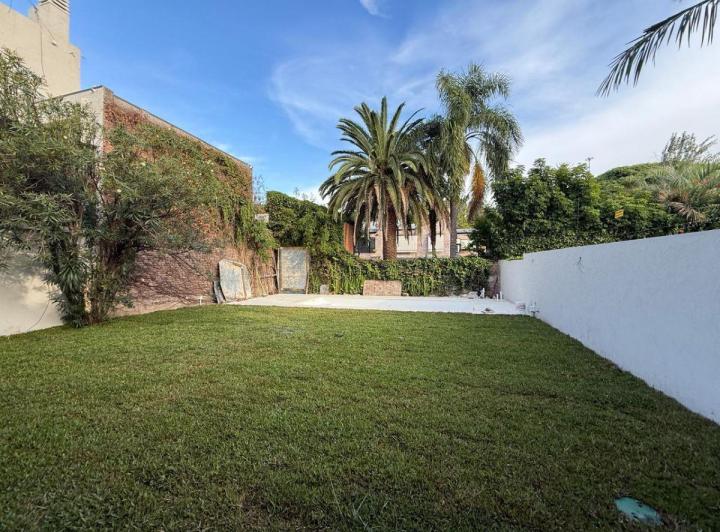 Casa · 485m² · 5 Ambientes · 2 Cocheras