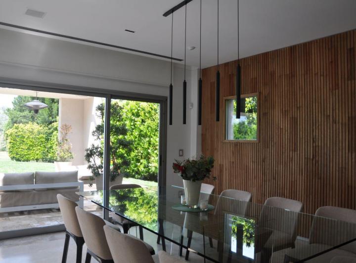 Casa · 467m² · 5 Ambientes · 2 Cocheras