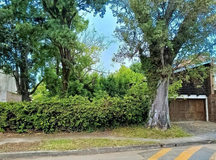 Terreno · 400m²