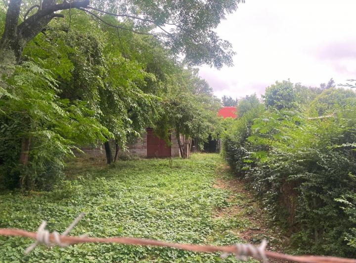 Terreno · 758m²