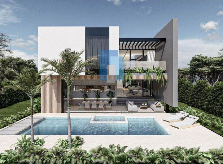 Casa · 495m² · 6 Ambientes · 2 Cocheras