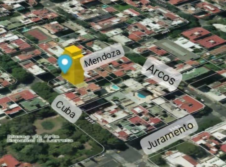 Terreno · 306m²
