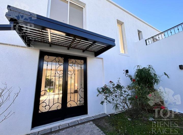 Casa · 196m² · 5 Ambientes