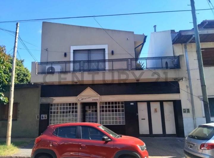 Casa · 150m² · 3 Ambientes · 1 Cochera