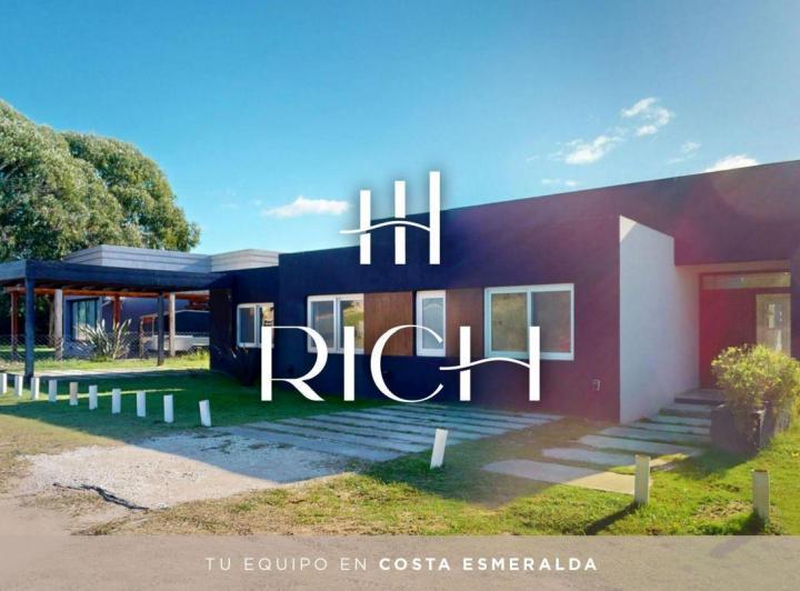 Casa · 240m² · 6 Ambientes