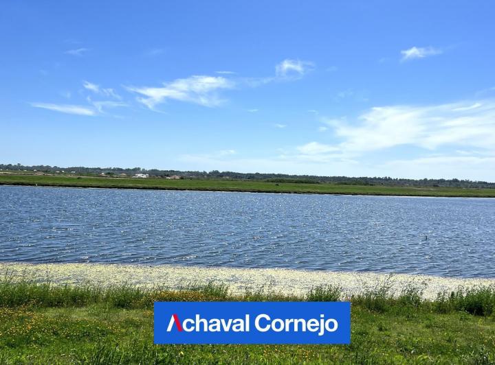 Terreno · 1076m²