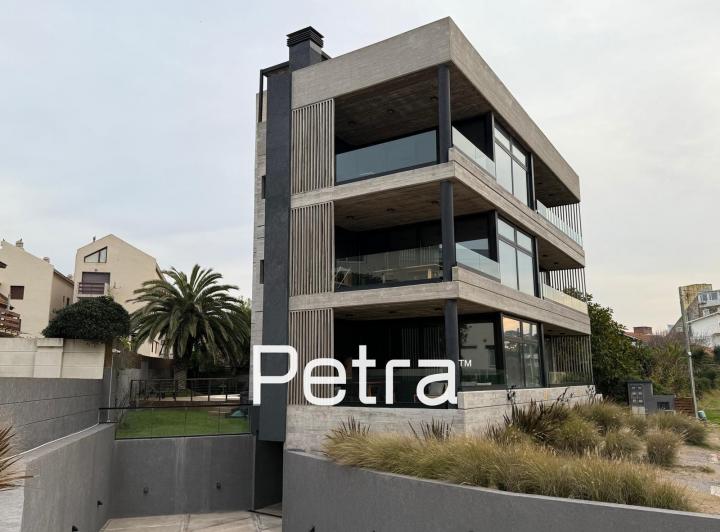 Departamento · 90m² · 3 Ambientes · 1 Cochera