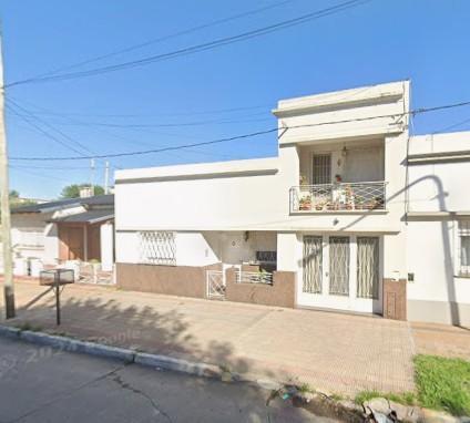 Casa · 163m² · 7 Ambientes · 1 Cochera