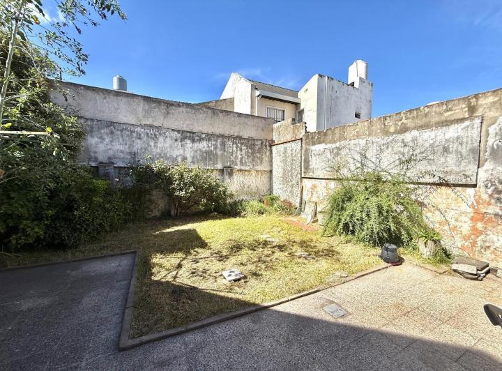 Casa · 100m² · 4 Ambientes · 1 Cochera