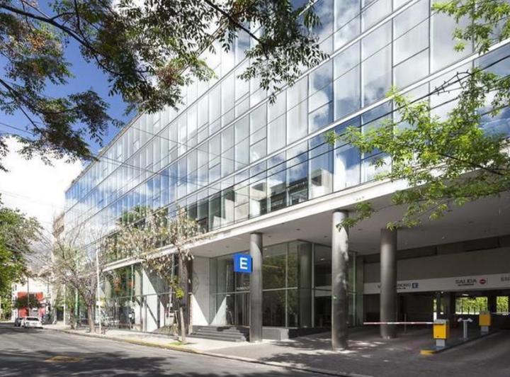 Oficina comercial · 800m² · 4 Cocheras