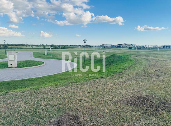 Terreno · 762m²