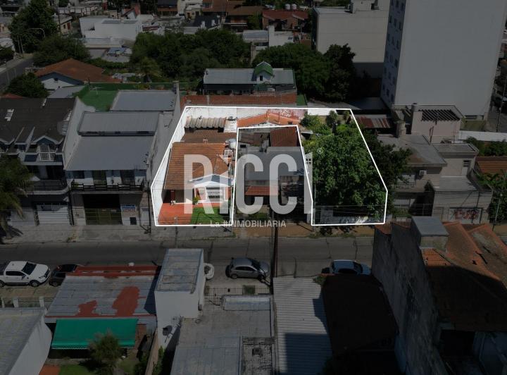 Terreno · 166m² · 5 Ambientes