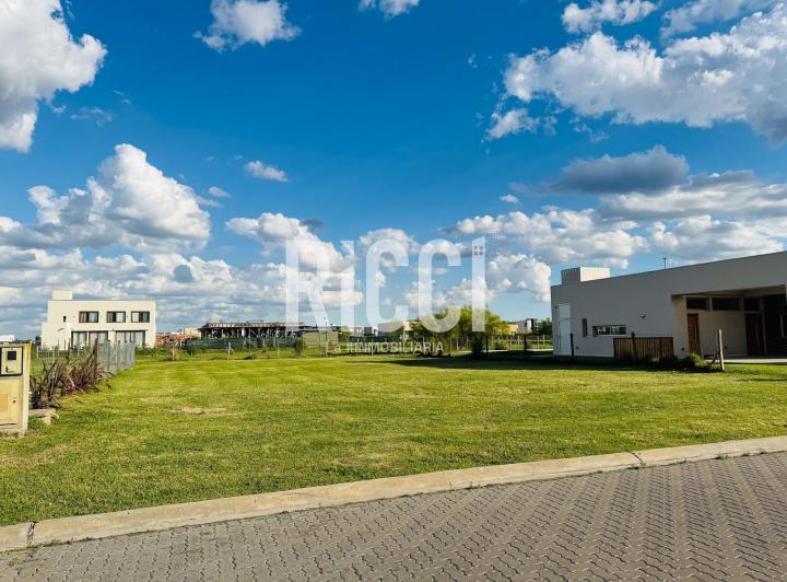 Terreno · 615m²