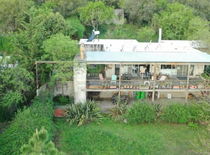 Terreno · 450ha · 3 Dormitorios