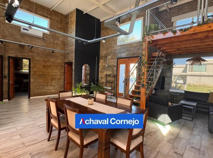 Casa · 260m² · 6 Ambientes · 6 Cocheras